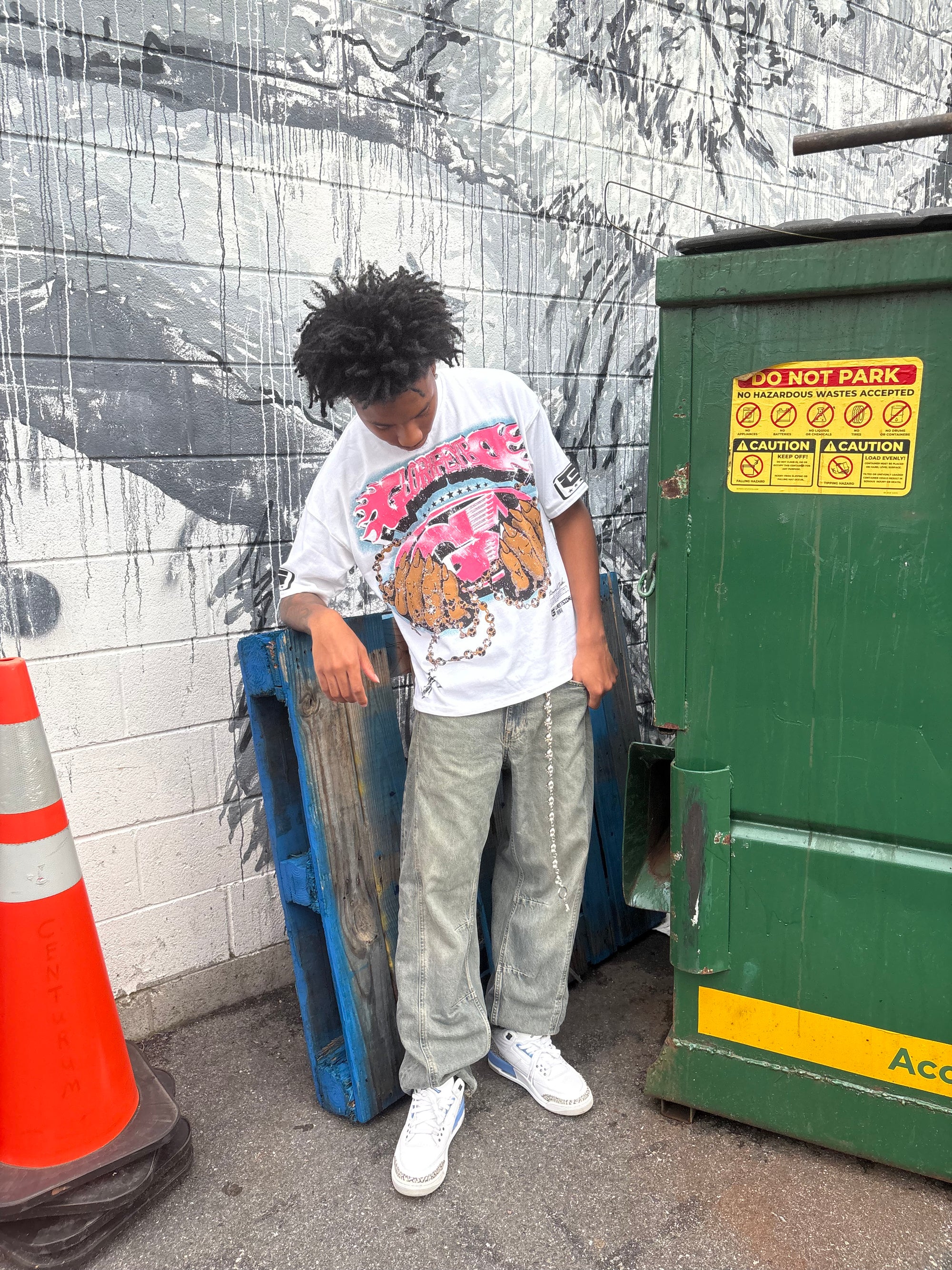 Hands of a beast Tee